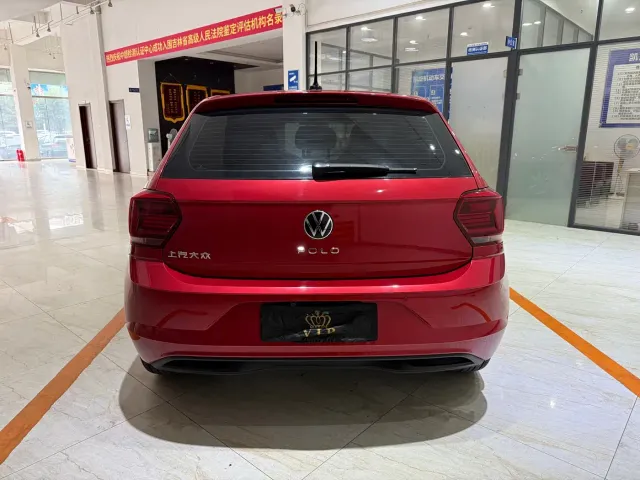 Volkswagen Polo — Фото автомобиля 5