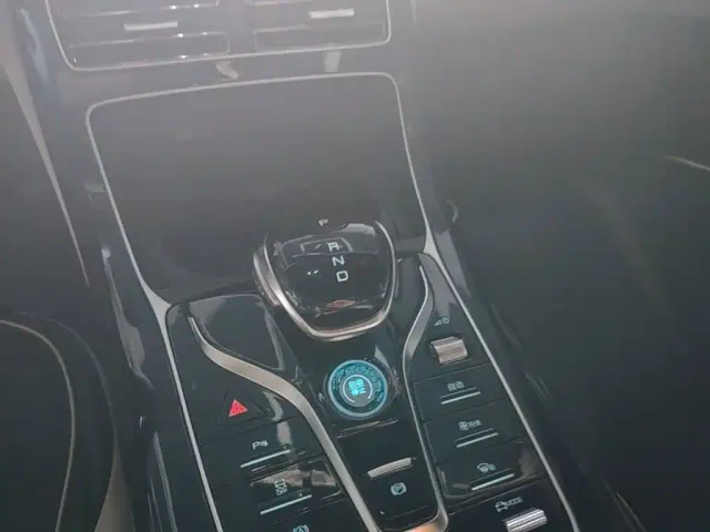 BYD Qin PLUS — Фото автомобиля 13