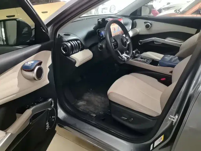 BYD Yuan PLUS — Фото автомобиля 15