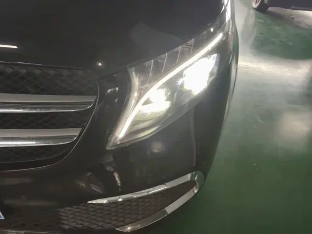 Mercedes-Benz V-Class — Фото автомобиля 23