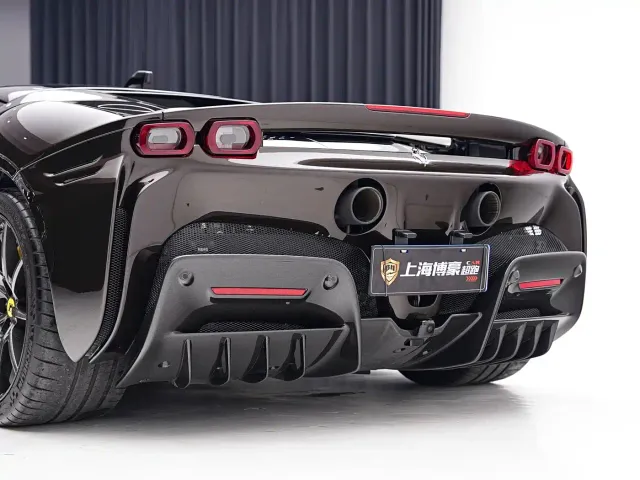 Ferrari SF90 — Фото автомобиля 11