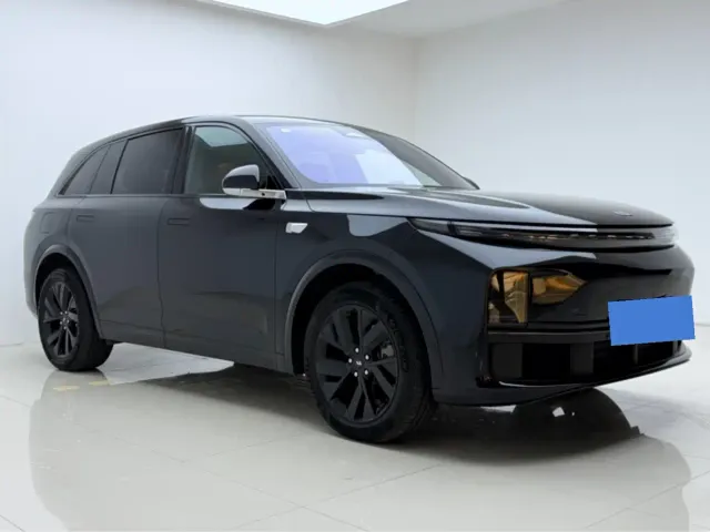 Li Auto L7 — Фото автомобиля 2