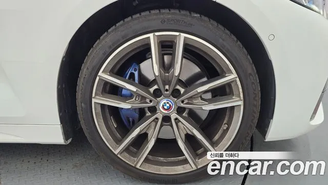 BMW 4 Series G22 — Фото автомобиля 6