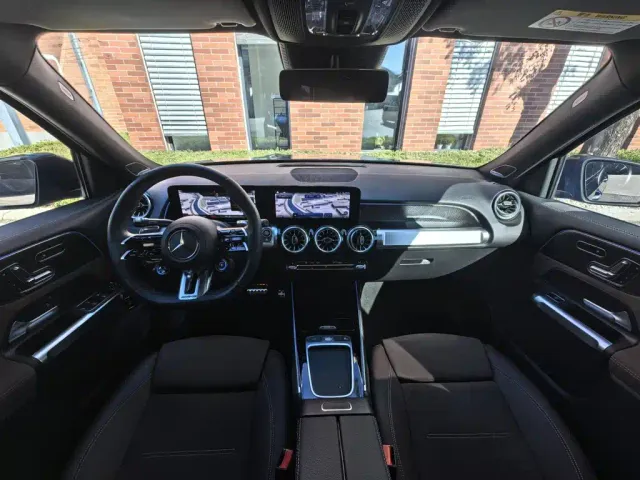 Mercedes-Benz GLB AMG — Фото автомобиля 6