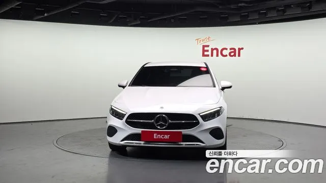 Mercedes-Benz A-Class — Фото автомобиля 3