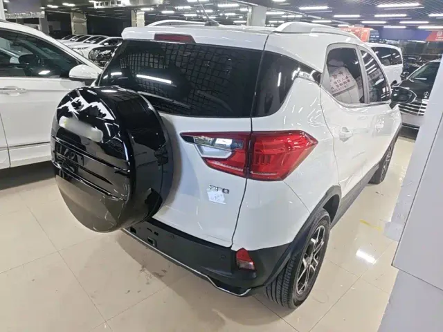 BYD Yuan Pro — Фото автомобиля 6
