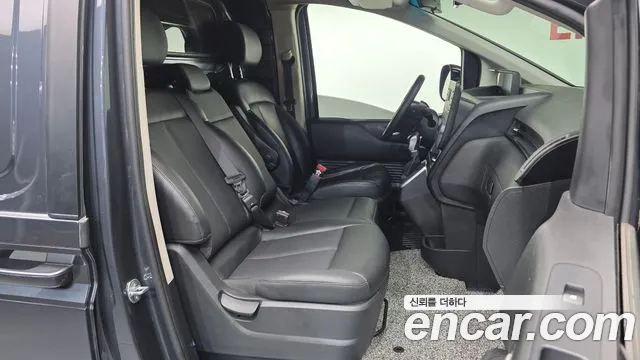 Hyundai Staria — Фото автомобиля 17