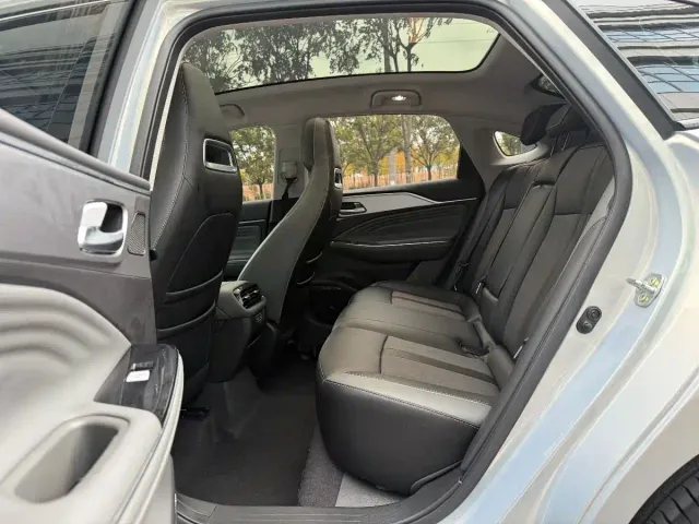 GAC Aion S Plus — Фото автомобиля 11