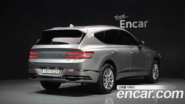 Genesis GV80 2.5T Бензин AWD — Фото автомобиля 2