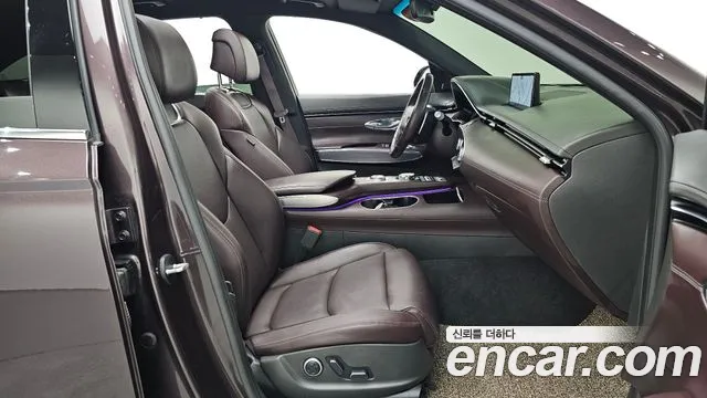 Genesis GV70 2.5T Бензин AWD — Фото автомобиля 12
