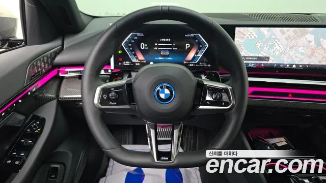 BMW 5 Series G60 — Фото автомобиля 13