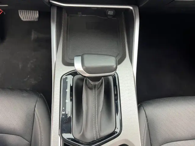 Geely Emgrand — Фото автомобиля 9