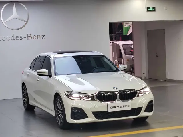 BMW 3 Series — Фото автомобиля 2