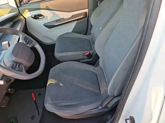 Wuling NanoEV — Фото автомобиля 14