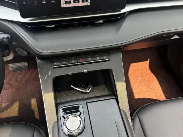 Haval H6 — Фото автомобиля 12