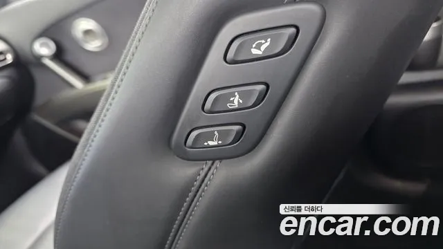 Genesis GV60 — Фото автомобиля 29