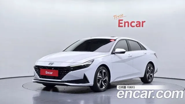 Фотография автомобиля — Hyundai Avante CN7