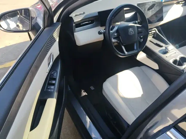 BYD Qin PLUS — Фото автомобиля 15