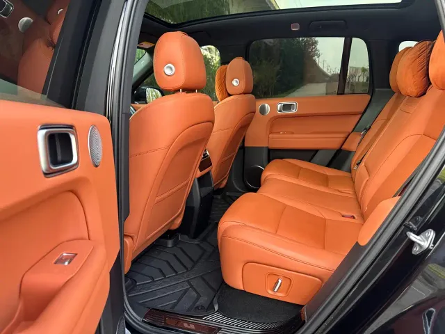 Li Auto L6 — Фото автомобиля 6