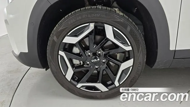 Kia Seltos — Фото автомобиля 5