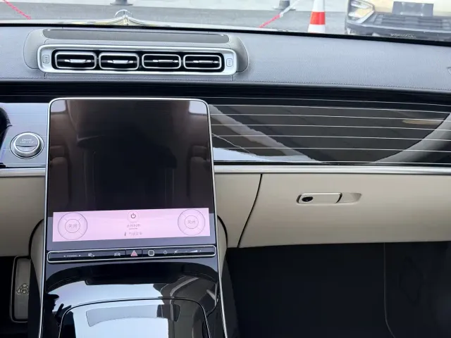 Mercedes-Benz Maybach S-Class — Фото автомобиля 18