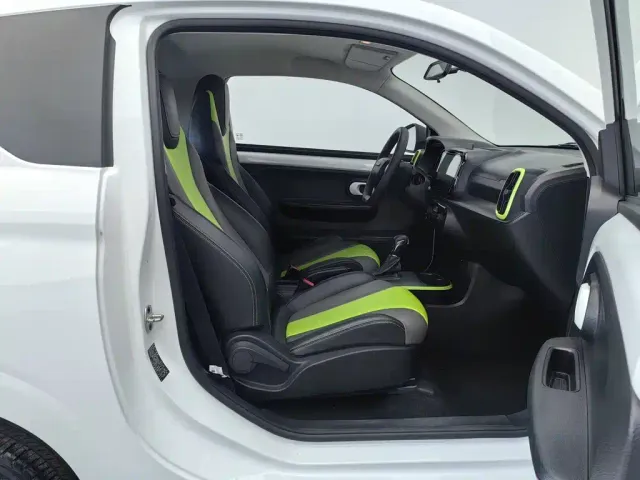Roewe Clever — Фото автомобиля 23