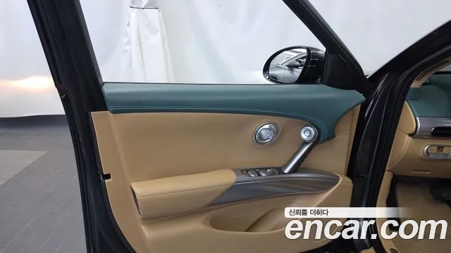 Genesis GV60 — Фото автомобиля 24