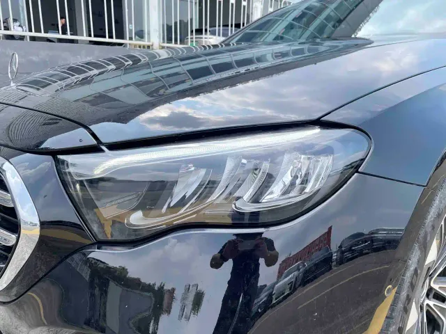 Mercedes-Benz E-Class — Фото автомобиля 6