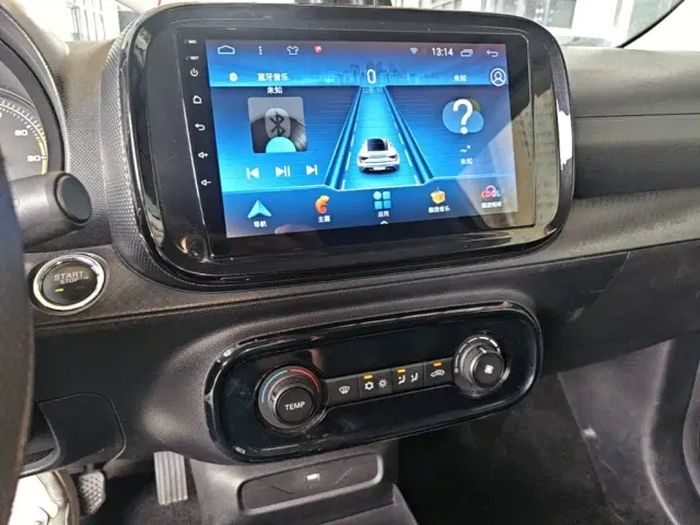Roewe Clever — Фото автомобиля 12