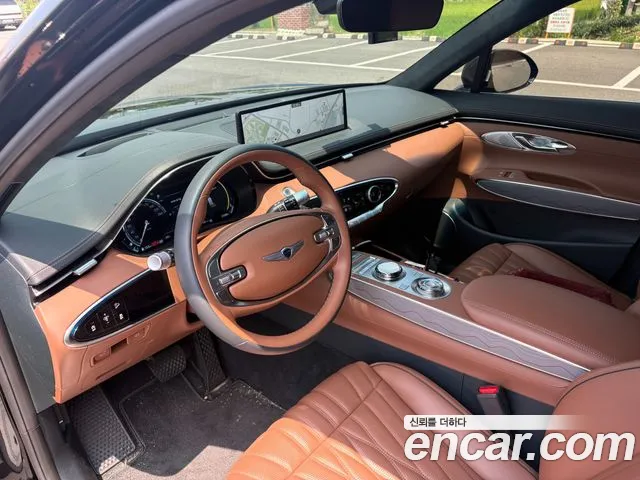 Genesis GV70 — Фото автомобиля 10