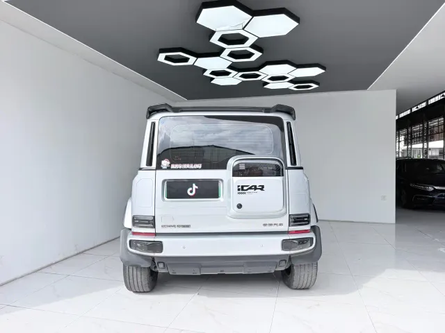 iCAR V23 — Фото автомобиля 8