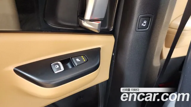 Kia Canival Carnival 4 поколение Бензин 9 мест Prestige — Фото автомобиля 19