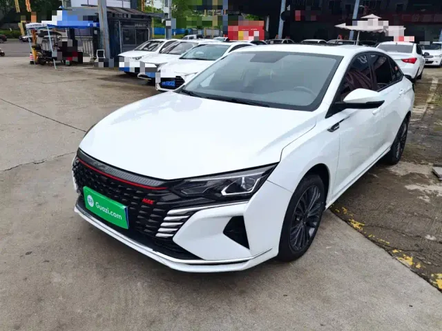 Фотография автомобиля — Dongfeng Yixuan MAX