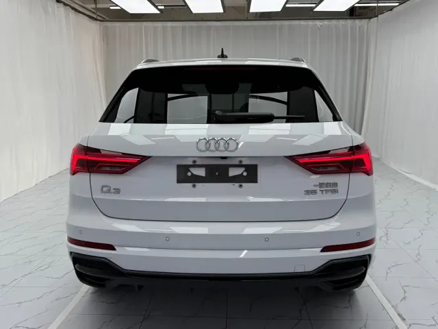 Audi Q3 — Фото автомобиля 5