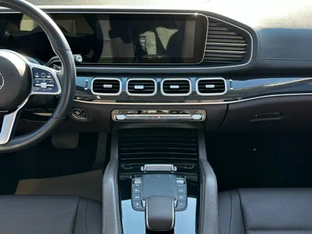 Mercedes-Benz GLE-Class — Фото автомобиля 21