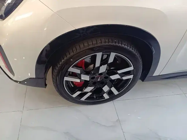 MINI JCW COUNTRYMAN — Фото автомобиля 22