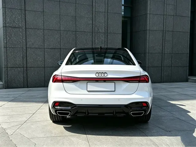 Audi Audi A5L 2026 2.0T Sport Edition — Фото автомобиля 13