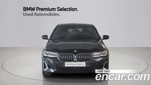 BMW 5 Series G30 — Фото автомобиля 4