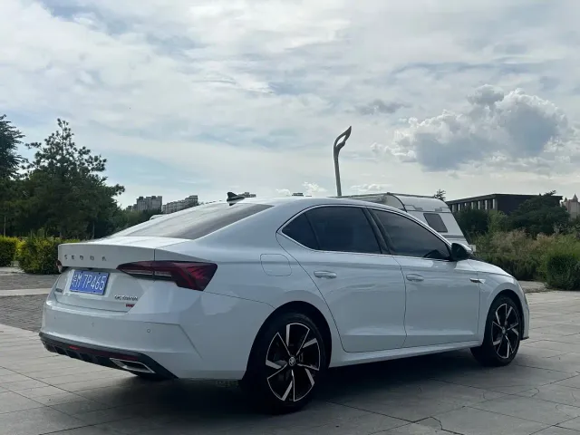 Skoda Octavia — Фото автомобиля 5