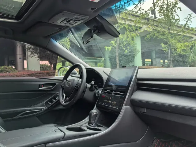 Toyota Avalon — Фото автомобиля 7