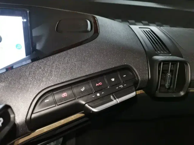 Baojun KiWi EV — Фото автомобиля 12