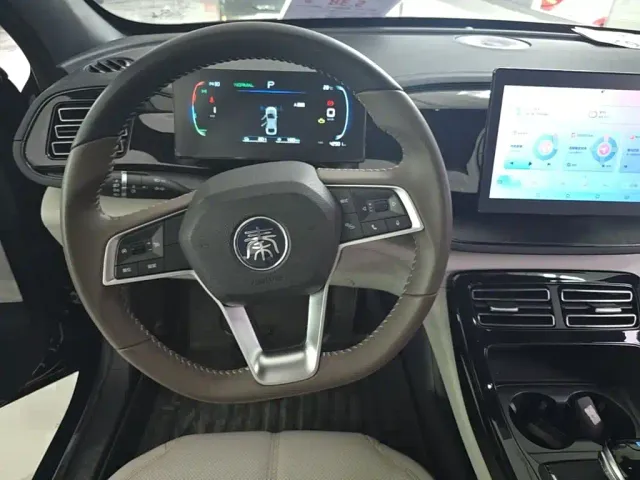 BYD Qin PLUS — Фото автомобиля 10