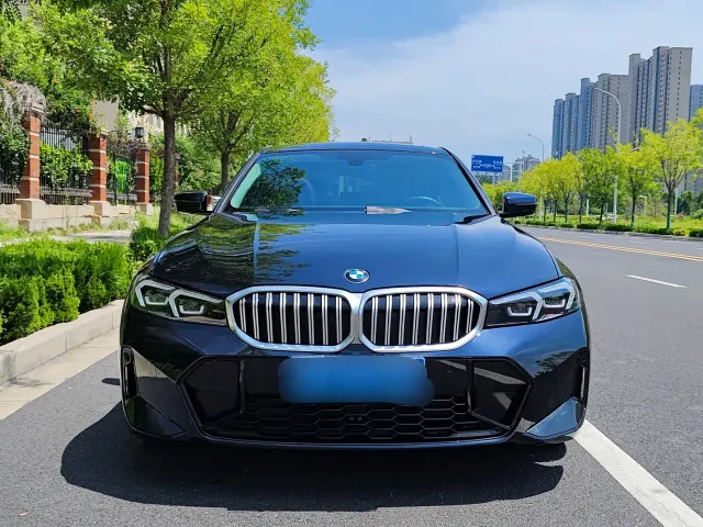 BMW 3 Series — Фото автомобиля 17