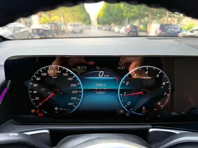 Mercedes-Benz GLB-Class — Фото автомобиля 4