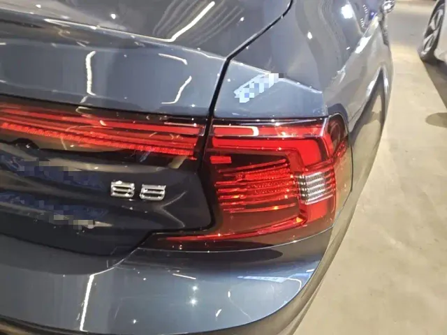 Volvo S90 — Фото автомобиля 7