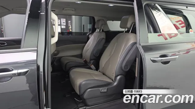 Kia Carnival 4th Gen — Фото автомобиля 18