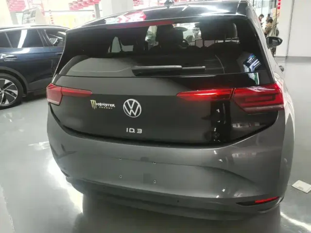 Volkswagen ID.3 — Фото автомобиля 5