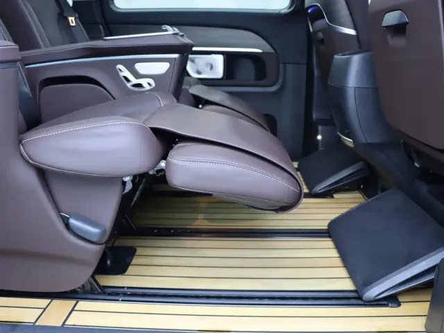 Mercedes-Benz V-Class — Фото автомобиля 14