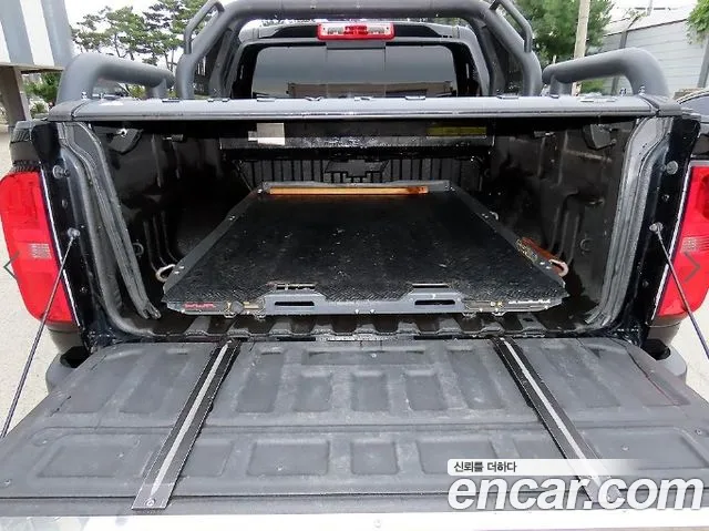 Chevrolet Colorado — Фото автомобиля 17