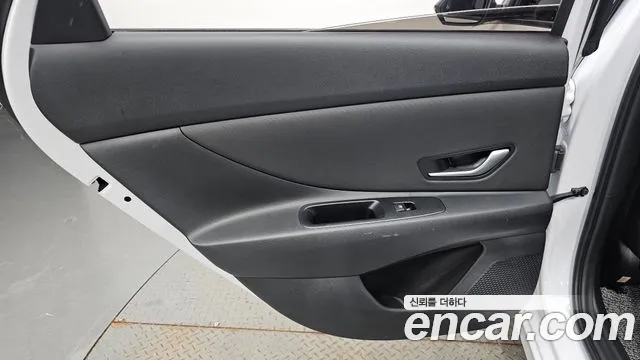Hyundai Avante CN7 — Фото автомобиля 14
